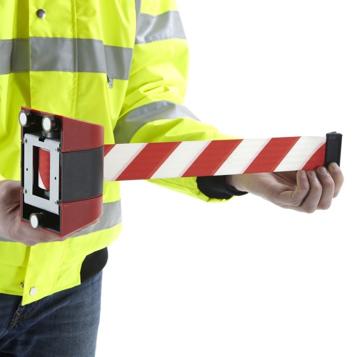 Kaseta magnetyczna MAXI z taśmą odgradzającą 9m