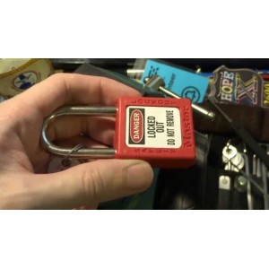 Kłódka Lockout Masterlock 410LT ze stalowym kabłąkiem 76mm
