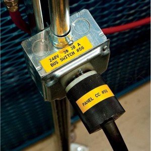 BPTC-83-439BK  Etykiety BRADY, samoprzylepny winyl czarny o szer: 89mm x dł: 40m