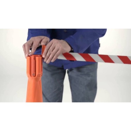 Zestaw wygrodzeniowy: 5 x pachołek 75cm + 5 x nakładka z taśmą 3,7m