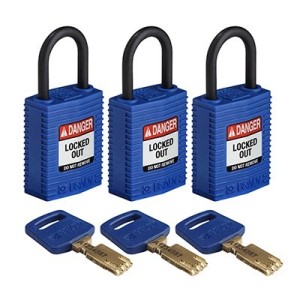 Kłódka BRADY, SafeKey, czerwona, ze stalowym kabłąkiem 38mm, różne klucze