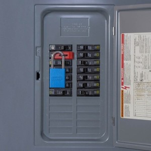 Blokada Lockout na małe wyłączniki prądu 120/240V