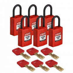 Kłódka Brady SafeKey Lockout, czerwona, z nylonowym kabłąkiem 25mm, różne klucze